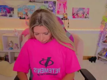 LunaRishi  live sex cam