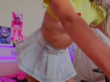 LunaRishi  live sex cam