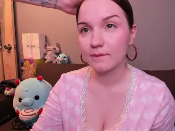 PieCreamys  live sex cam
