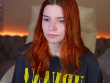 RedShinee  live sex cam