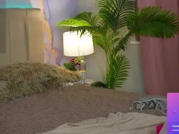 RedShinee  live sex cam