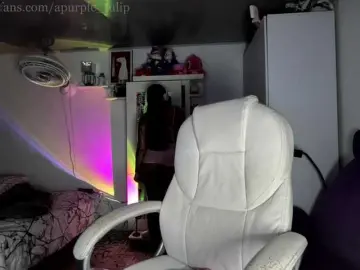 Apurpletulip  live sex cam