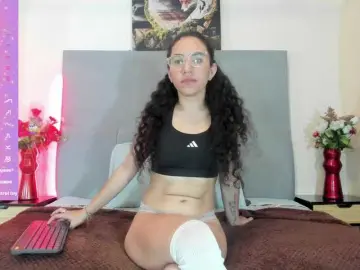 Charlott-day  live sex cam