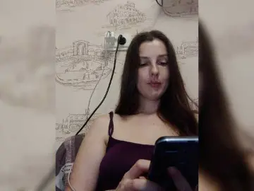 Avrori  live sex cam