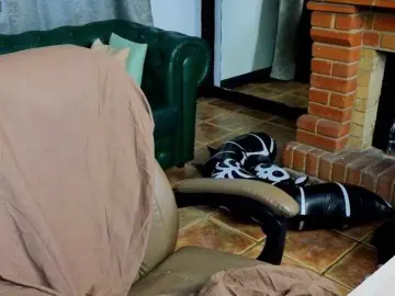 Fox-Cute  live sex cam