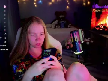 Lilith-girls-party  live sex cam