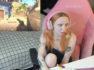 MoonScar  live sex cam