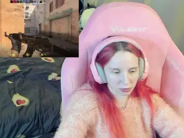 MoonScar  live sex cam