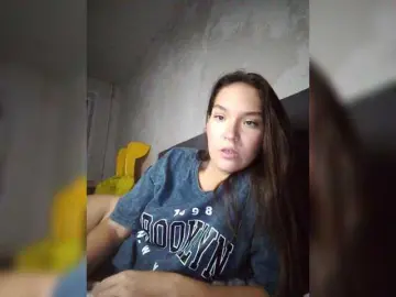 SquirtALINA22  live sex cam