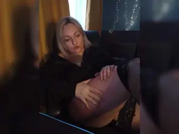 Tanysha-1  live sex cam