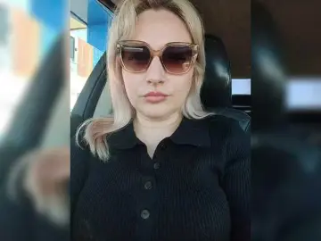 Tanysha-1  live sex cam