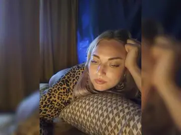 Tanysha-1  live sex cam