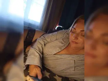 Tanysha-1  live sex cam