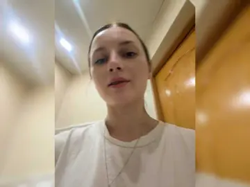 Foxbb1  live sex cam