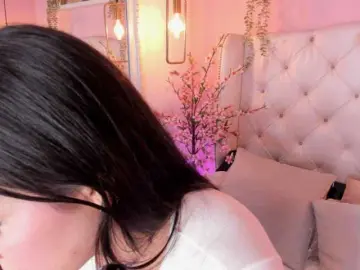 AngelLux  live sex cam