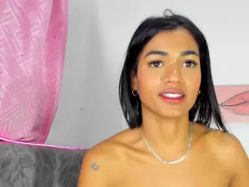 BarbieHotLaura  live sex cam