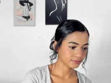 BarbieHotLaura  live sex cam