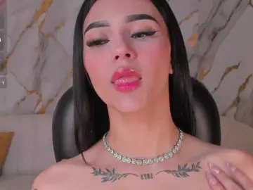 CarolineEvans  live sex cam