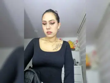 Iriina-  live sex cam