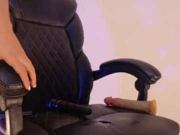 KRISTINCHERRY  live sex cam