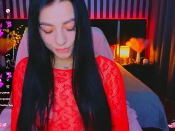 KitnissKiss  live sex cam