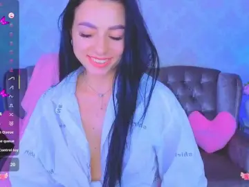 KitnissKiss  live sex cam