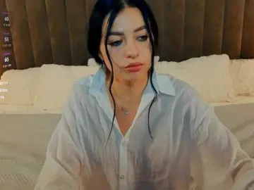 KitnissKiss  live sex cam
