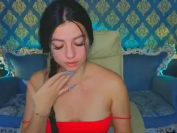 KitnissKiss  live sex cam