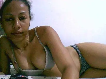 Lisa47  live sex cam