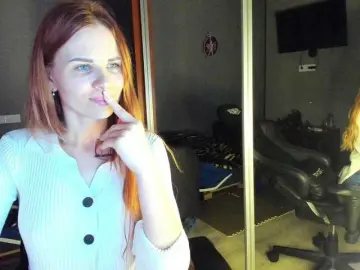 LunaLicks  live sex cam