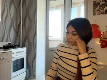 NannetteEnno  live sex cam