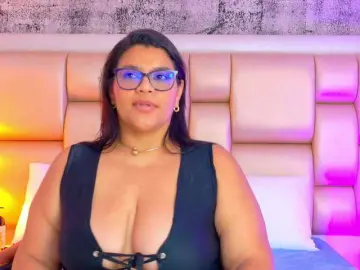 SelennaCooper  live sex cam