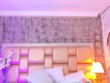 SelennaCooper  live sex cam