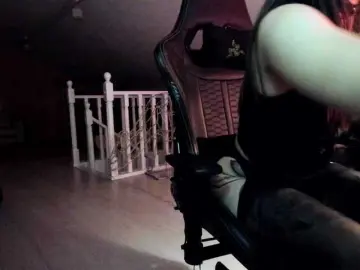 Demonia666  live sex cam