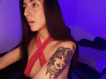 NicolWhitee  live sex cam