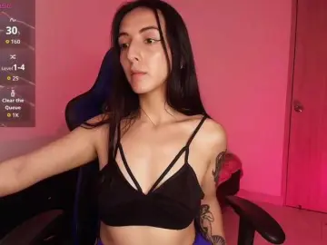 NicolWhitee  live sex cam