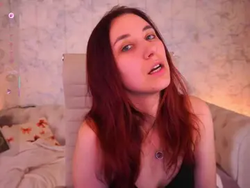 RoxyRayy  live sex cam