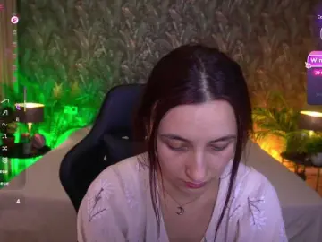 RoxyRayy  live sex cam
