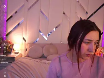 RoxyRayy  live sex cam