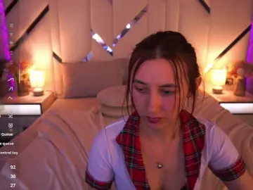 RoxyRayy  live sex cam
