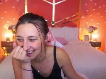 RoxyRayy  live sex cam