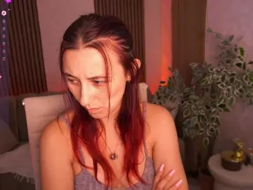 RoxyRayy  live sex cam