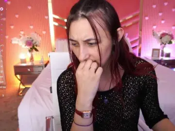 RoxyRayy  live sex cam
