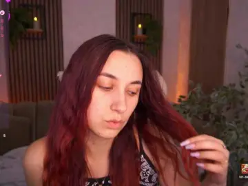 RoxyRayy  live sex cam