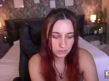 RoxyRayy  live sex cam