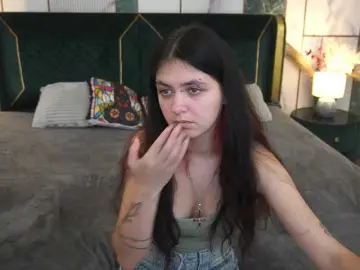 SashaStone  live sex cam
