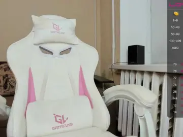 CutieHuyutie  live sex cam