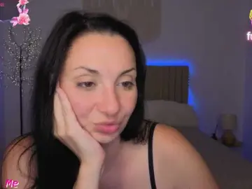 LadyyNoir  live sex cam