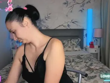 LadyyNoir  live sex cam