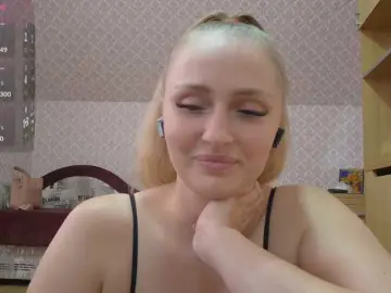 Lika-Doll  live sex cam